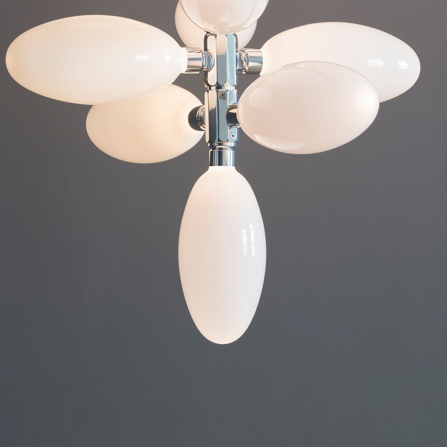 Kingdom Chandelier 21"W 77 Lights - Richardrider
