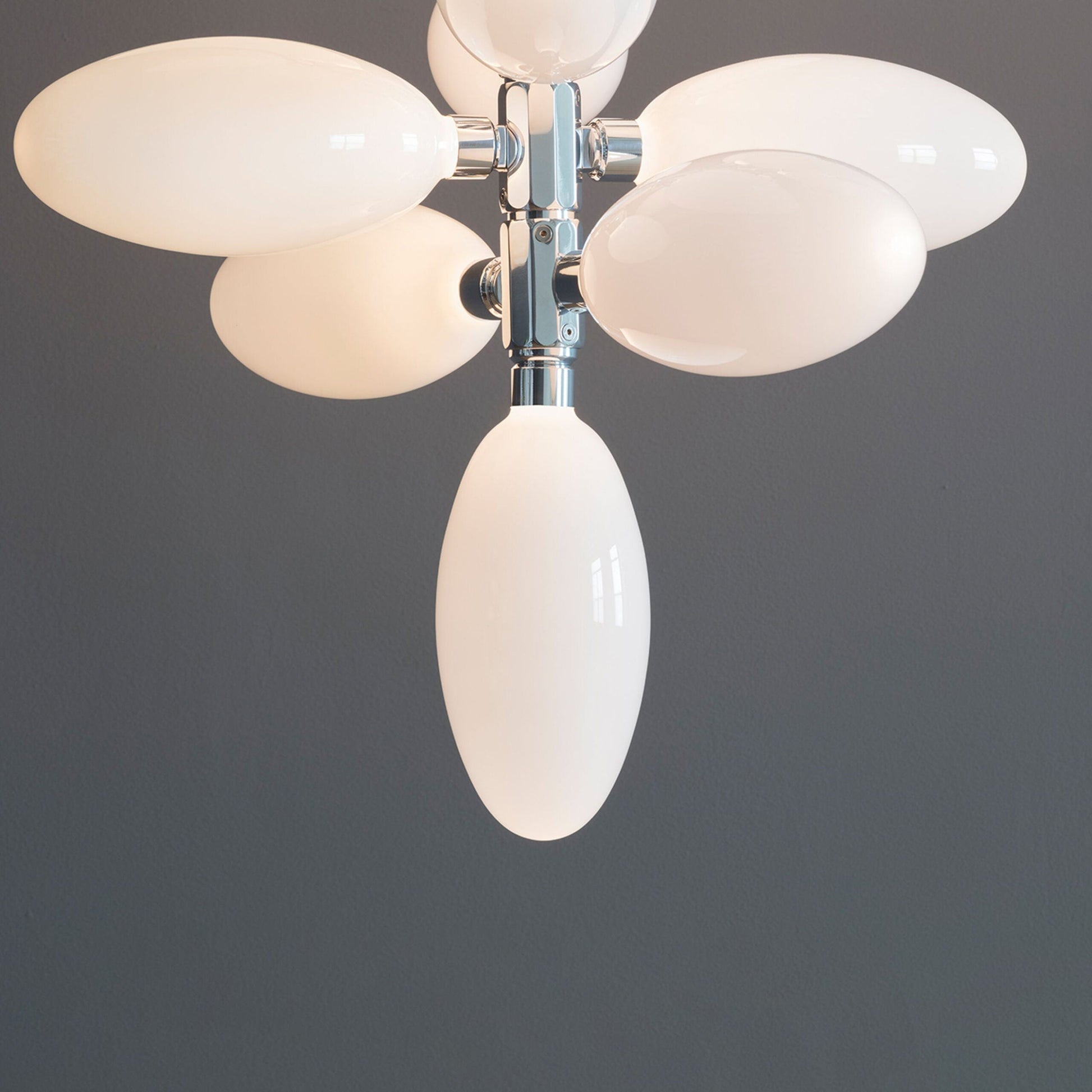 Kingdom Chandelier 21"W 77 Lights - Richardrider