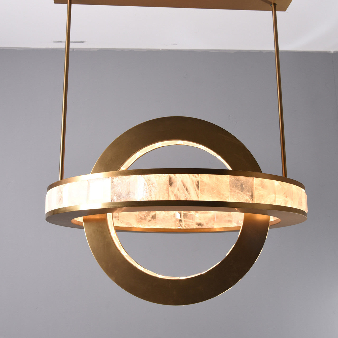 Rolantis -I Rock Crystal Pendant Brass - Richardrider