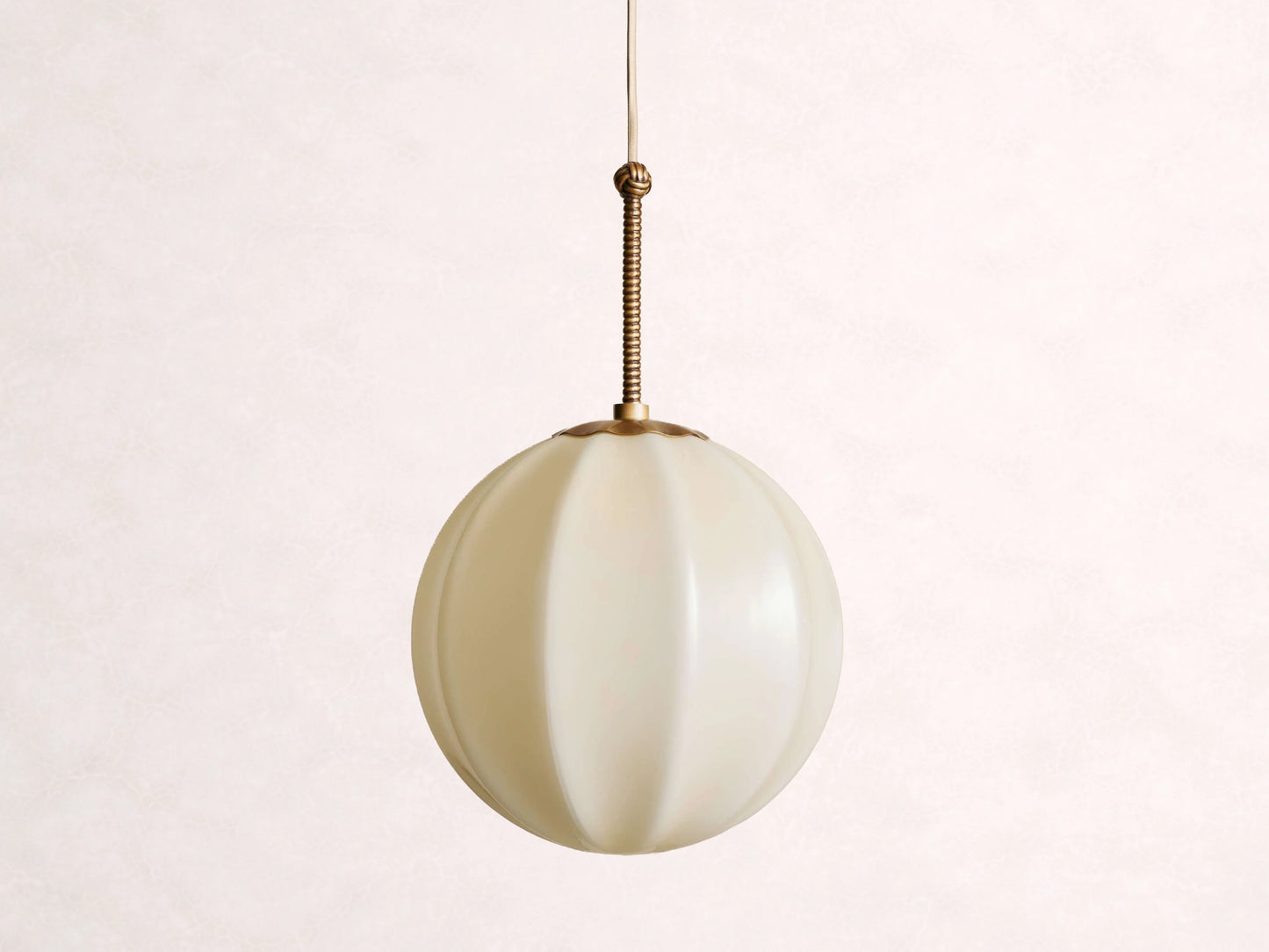 Agnes Pendant 12" 16" 20"D