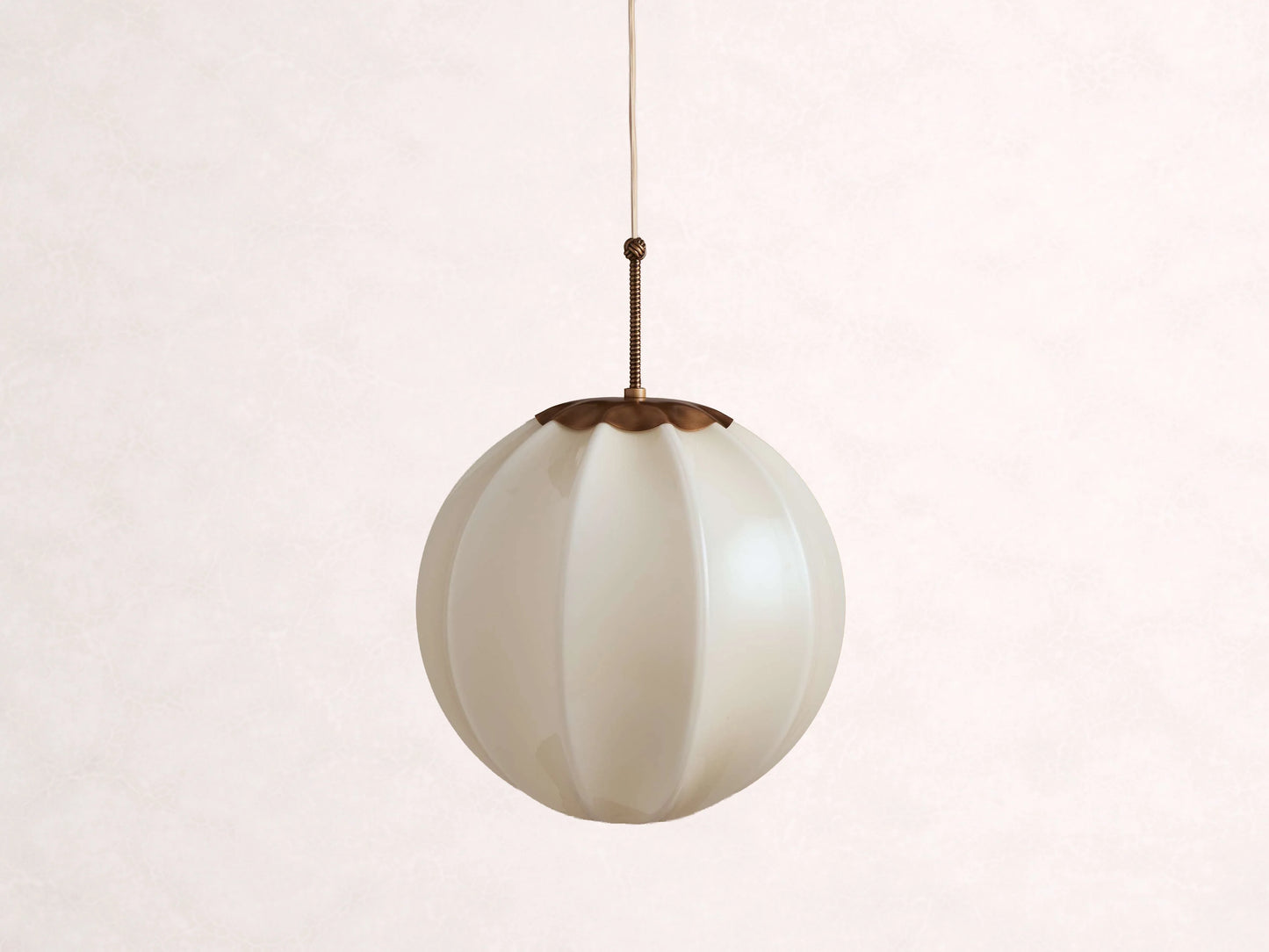 Agnes Pendant 12" 16" 20"D