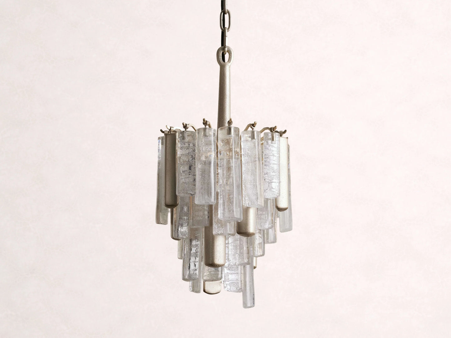 Neve Pendant