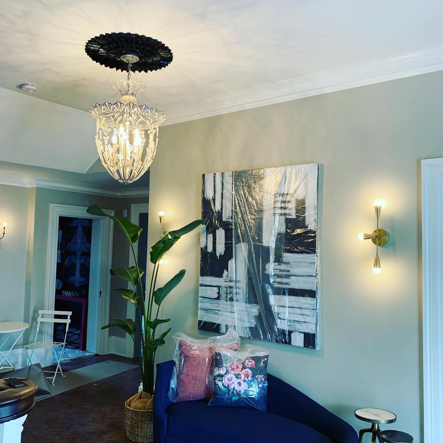 French Gold Hollow Carved Crystal Pendant Light Fixtures for Entryway