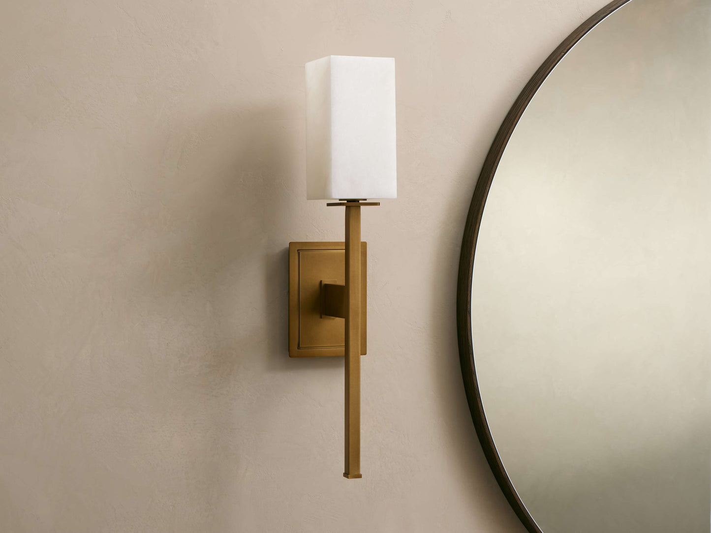 Cinda Sconce