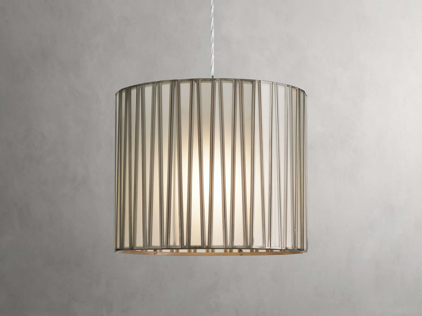 Jeunet Pendant in Nickel