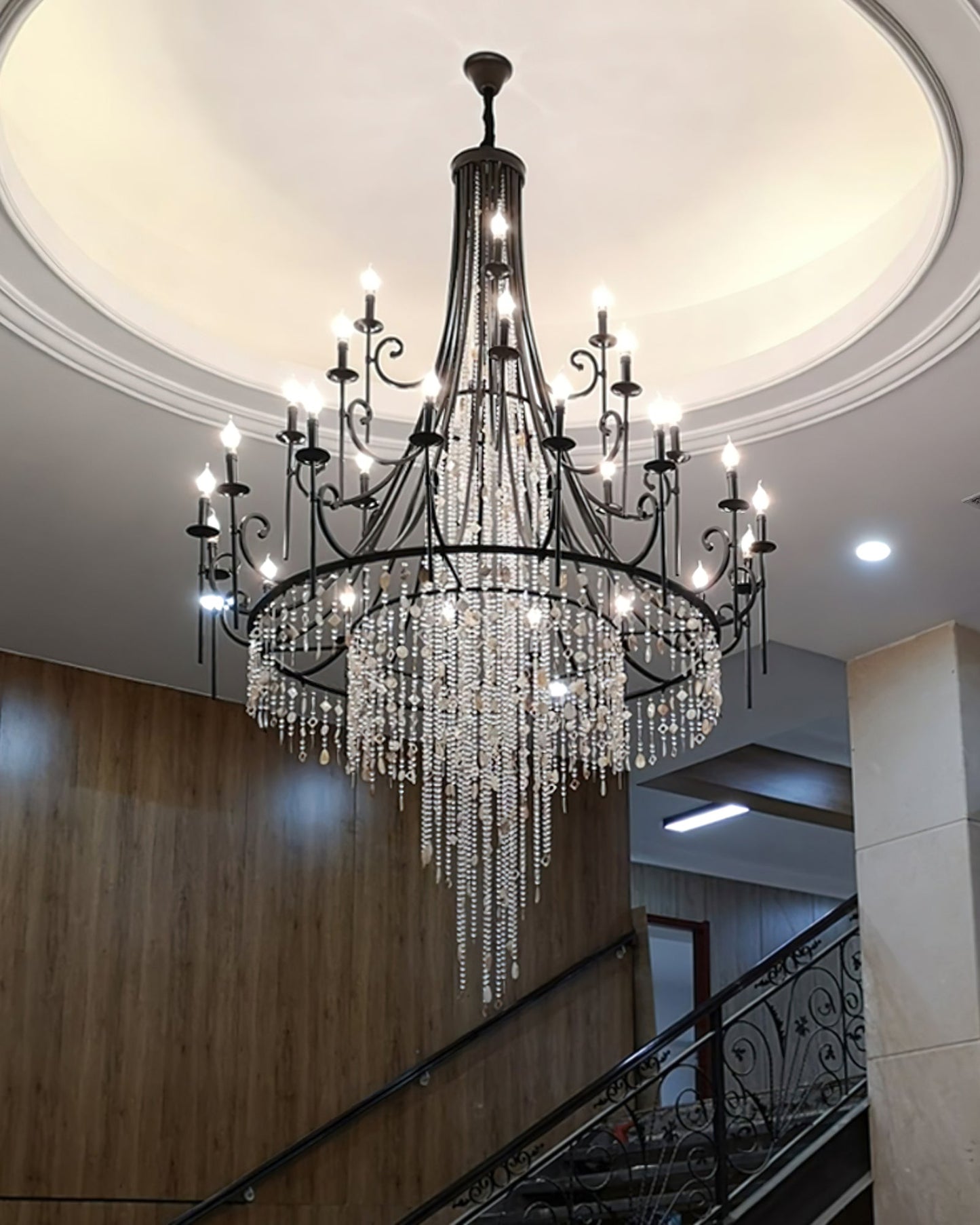 Tatum Lux Shell Crystal Chandelier - Richardrider