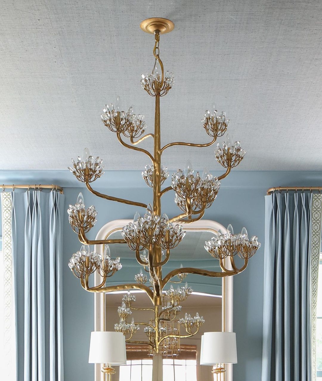 Luxury Branch Flower Chandelier in Gold for Living Room Staircase and Bedroom Lighting - Richardrider