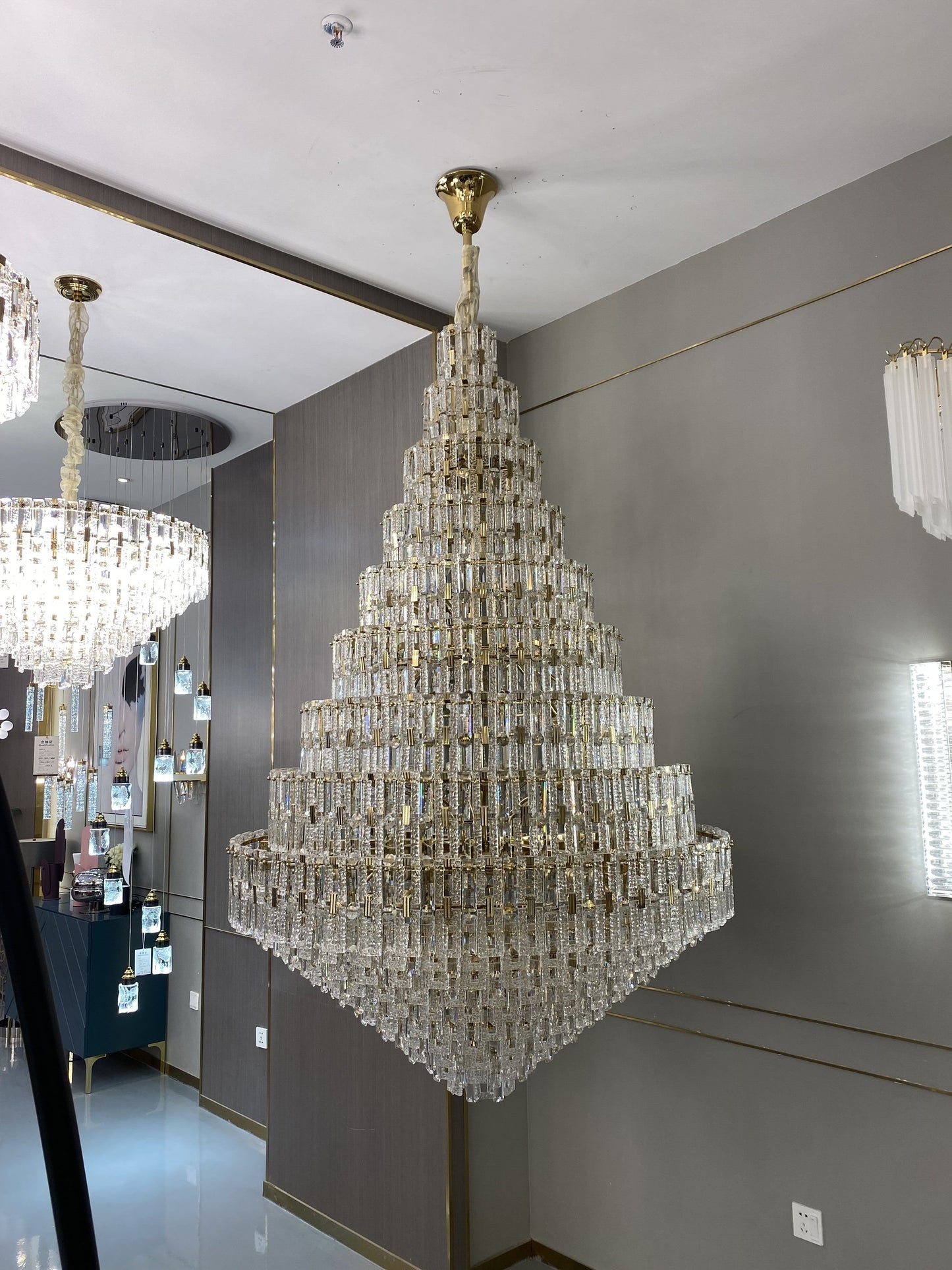 Oversized Multi-layers Honeycomb Luxury Crystal Chandelier in Gold Finish for Big Hallway/Foyer/Entryway