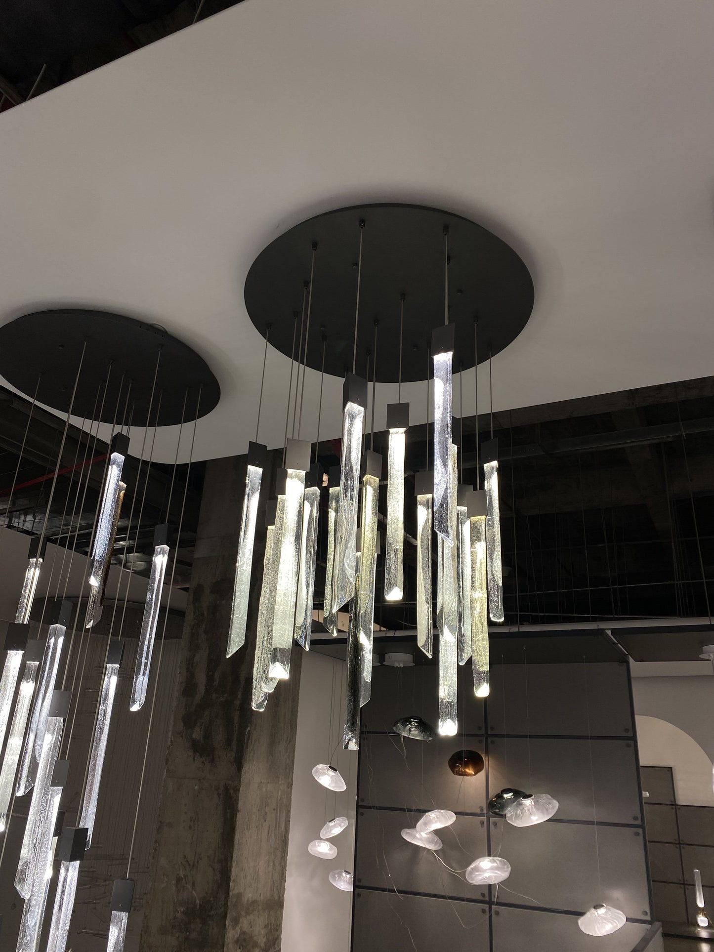 Modern Ash Black Round/Rectangle Crystal Sticks Chandelier for Dining Room/Living Room/Staircase