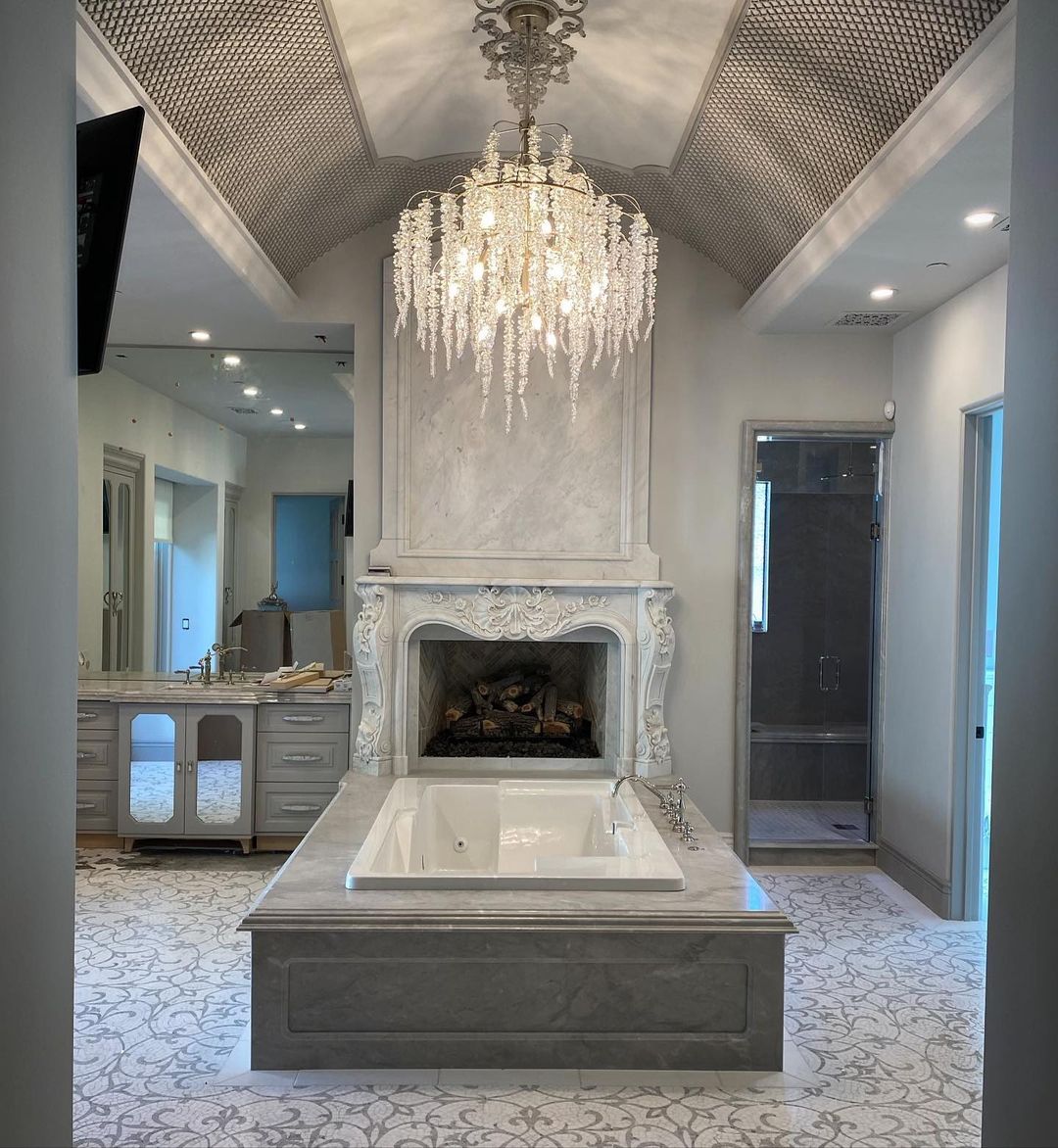 Light Luxury Silver Flower Branch Chandelier with Icicle Details for Bedroom Dining Room and Hallway - Richardrider