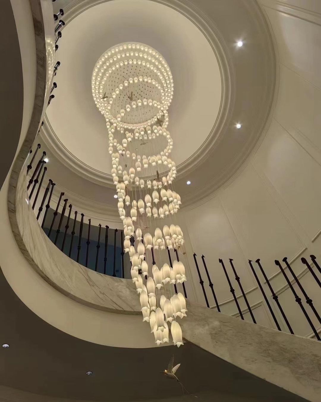 Elegant Flower Chandelier For Foyer/ Staircase - Richardrider