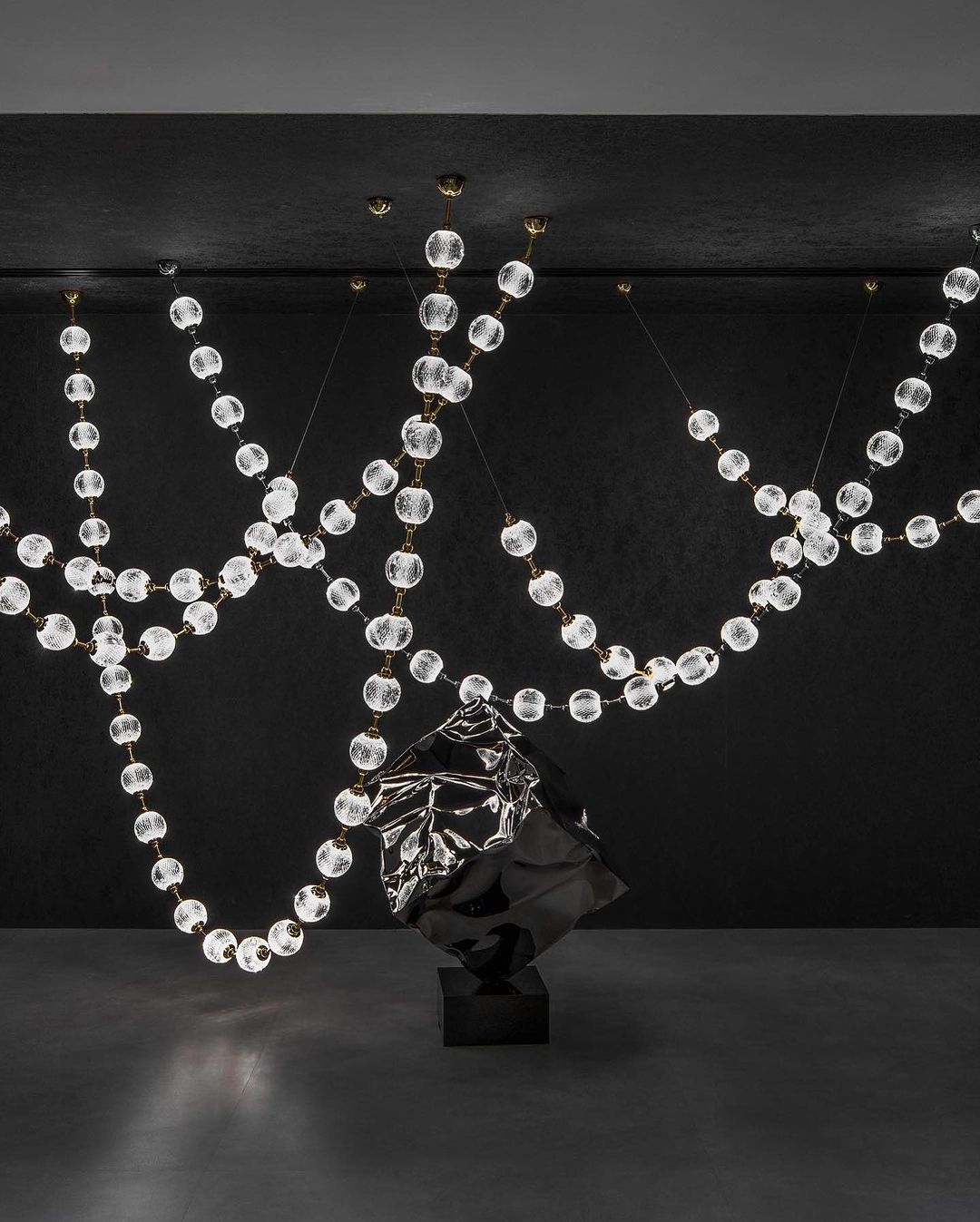 Modern Creative Pearl Necklace Chandelier for Living Room/Staircase/Foyer/Entryway - Richardrider