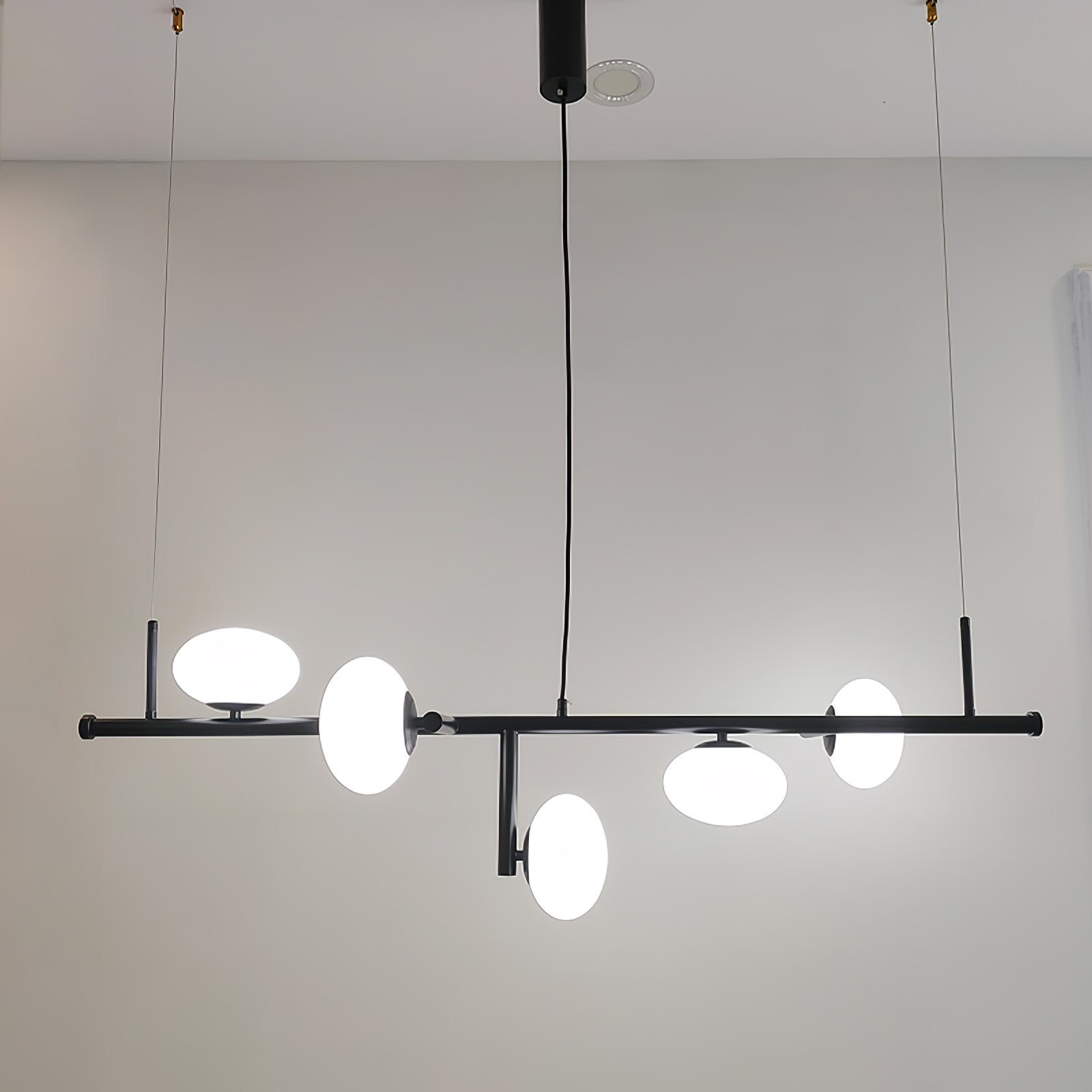 Sphere Balance Chandelier - Richardrider