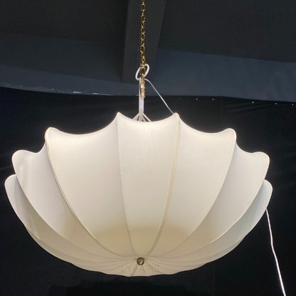 Vintage Cream White Fabric Lampshade Chandelier for Bedroom/Living Room