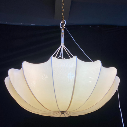 Vintage Cream White Fabric Lampshade Chandelier for Bedroom/Living Room