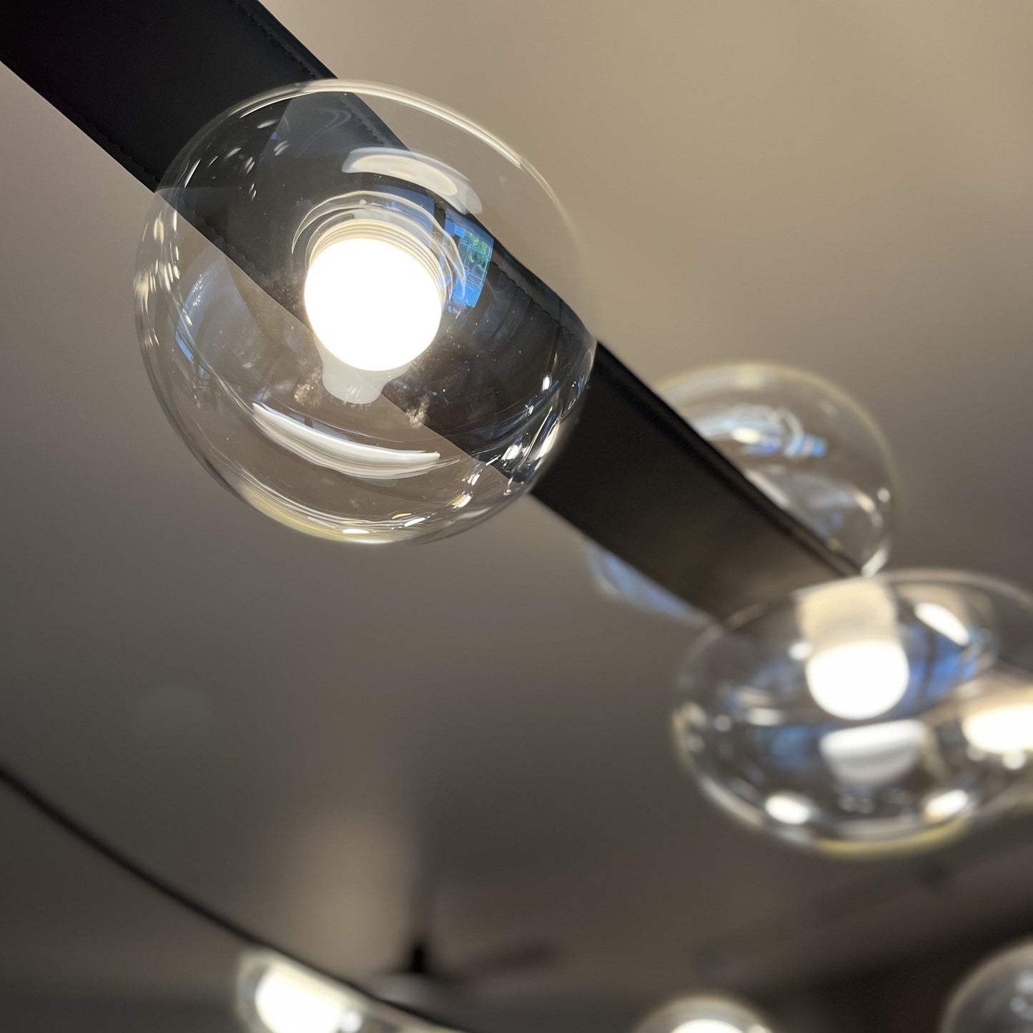 Ravouster Drops LED Chandelier Mouth-blown Lead-free Crystal & Metal & Leather