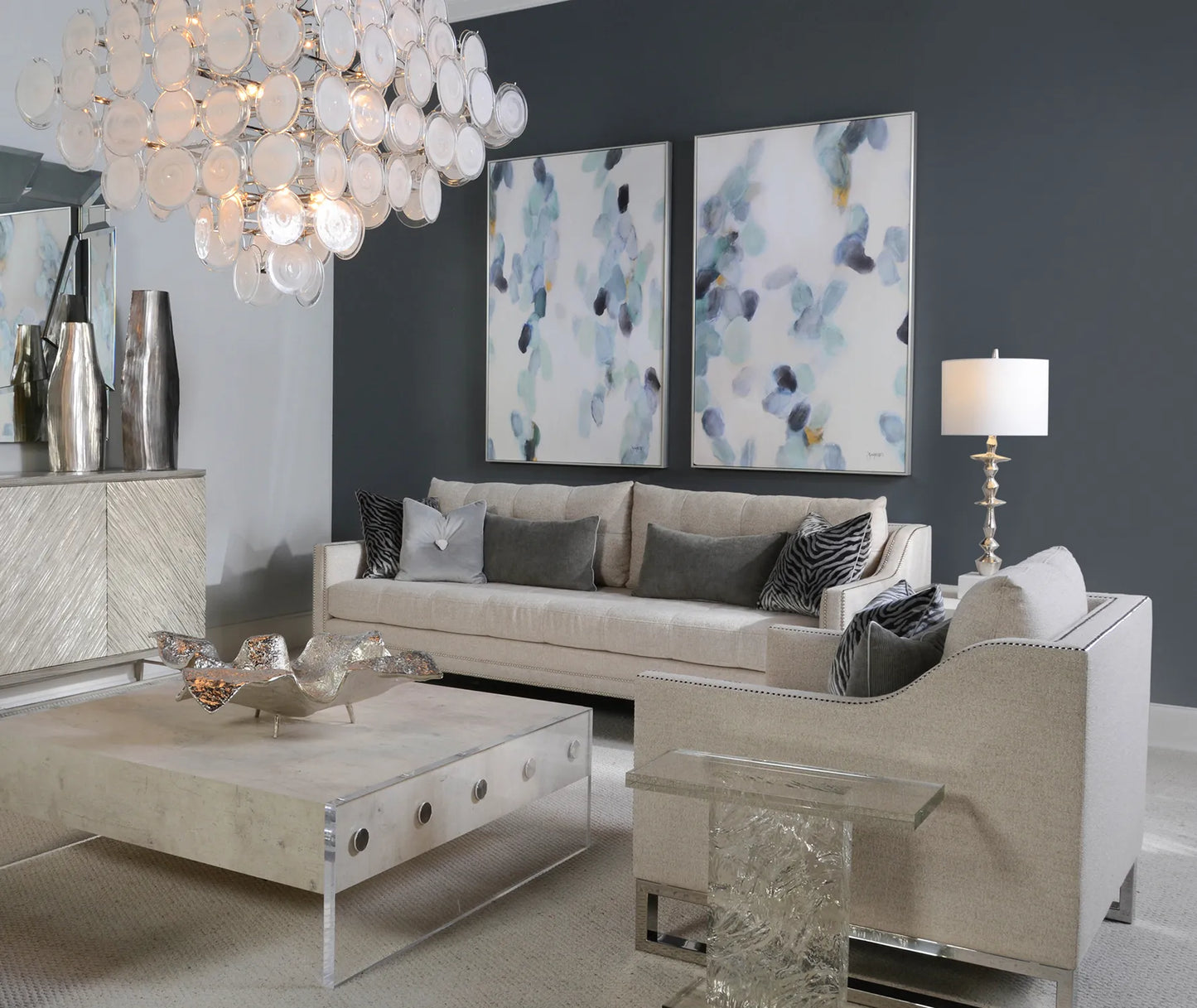 Glass Medallion Twelve-Light Chandelier - Richardrider