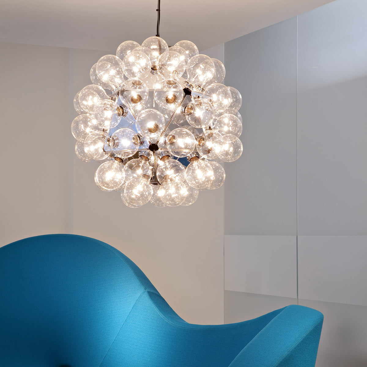 Winivra 88 S1 Pendant Light Structure Formed By 20 Pressed & Polished Aluminum Triangles. Steel Ceiling Fitting & Rose 31.5"D