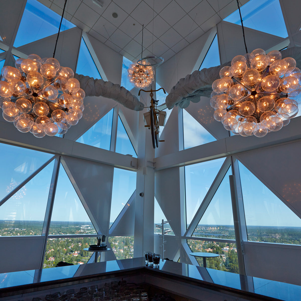 Winivra 88 S1 Pendant Light Structure Formed By 20 Pressed & Polished Aluminum Triangles. Steel Ceiling Fitting & Rose 31.5"D