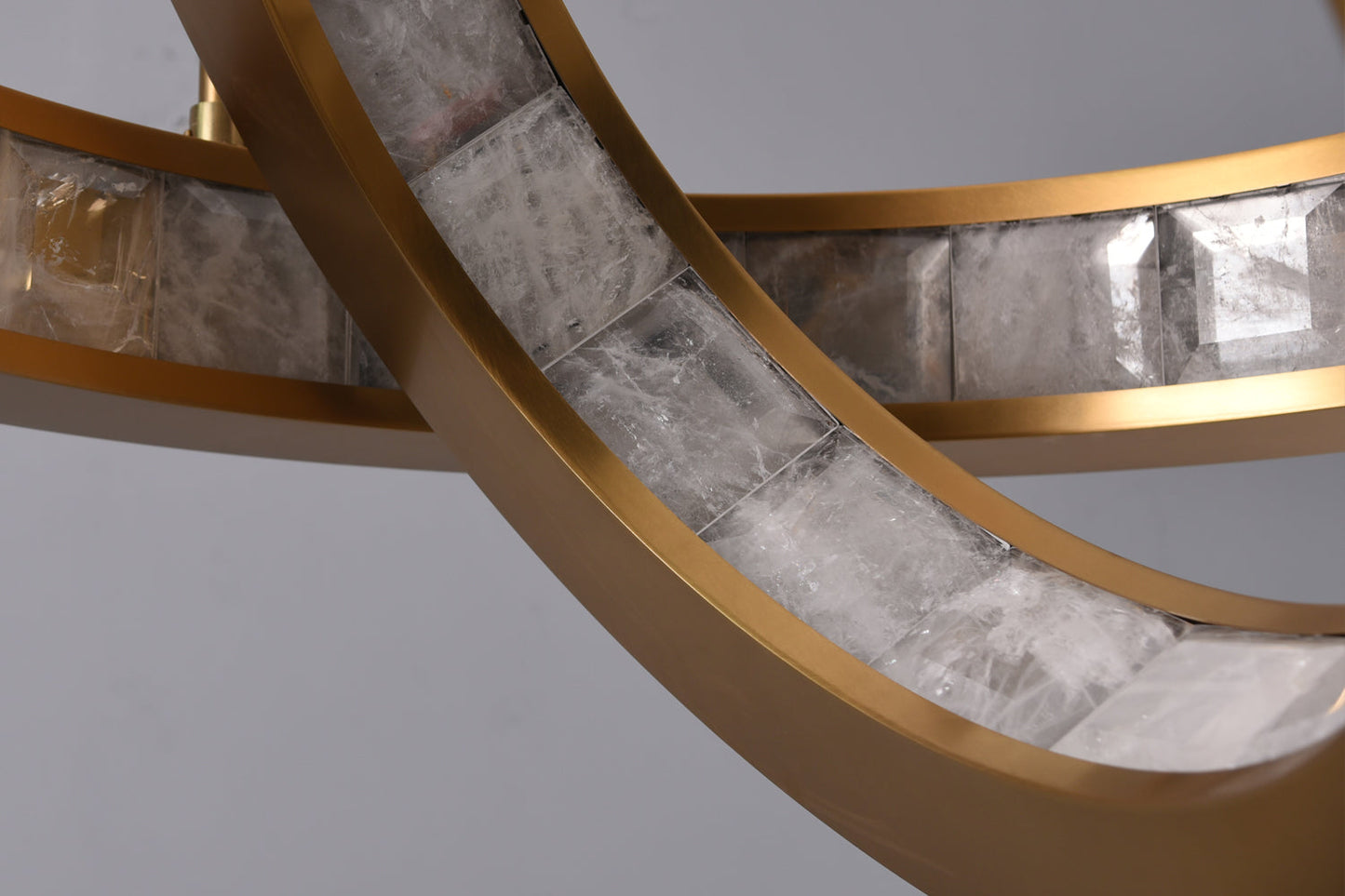 Rolantis -I Rock Crystal Pendant Brass - Richardrider