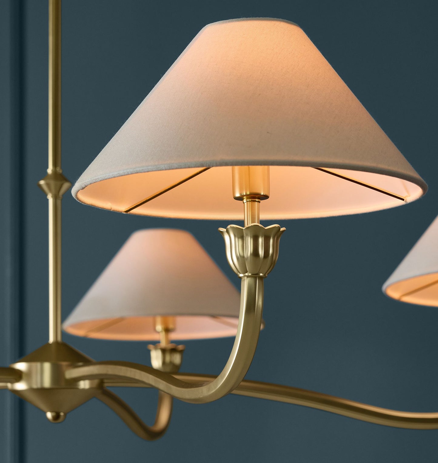 Lilith Chandelier