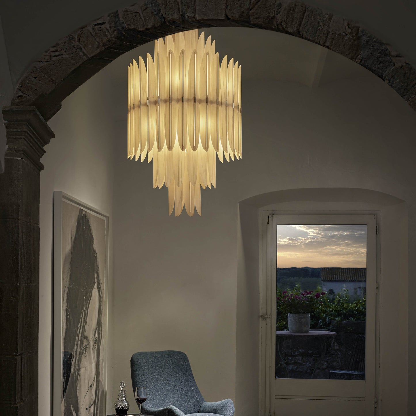 Kaioumond Chandelier Wood Veneer & Metal 34"D