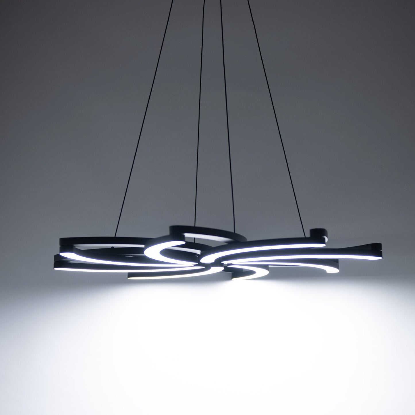 Eleinus LED Chandelier Aluminum