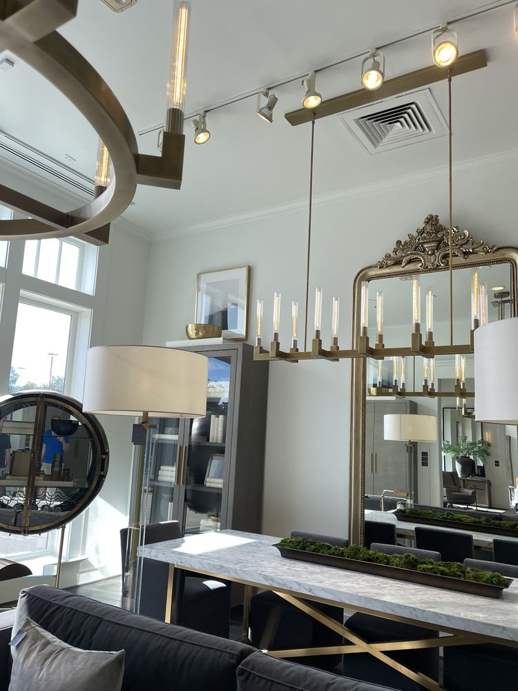 Modern Linear Round/Linear Tubular Glass Chandelier for Dining Room/Kitchen Island
